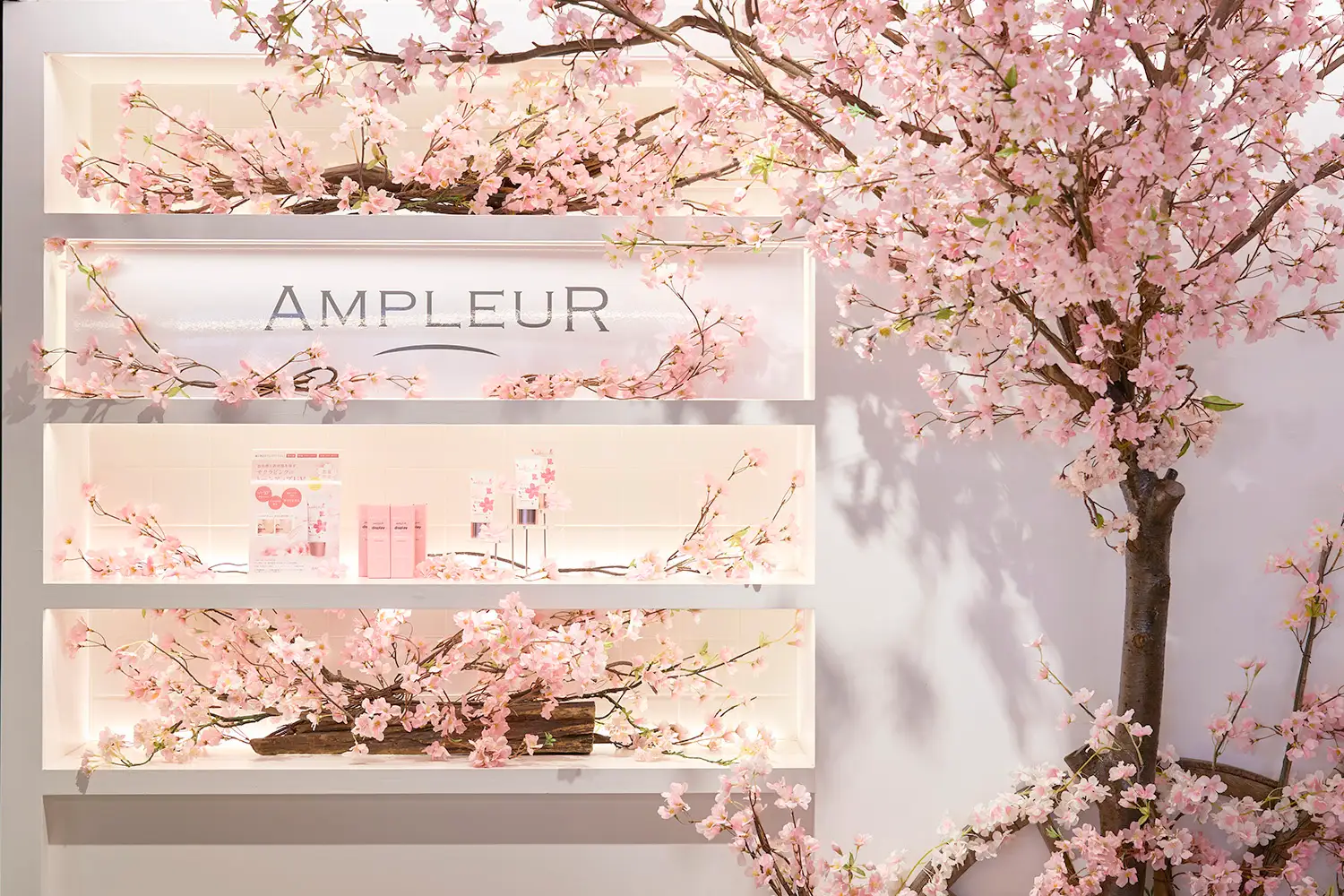 AMPLEUR SKINCARE LOUNGE&CAFEで期間限定の桜カフェメニューが登場